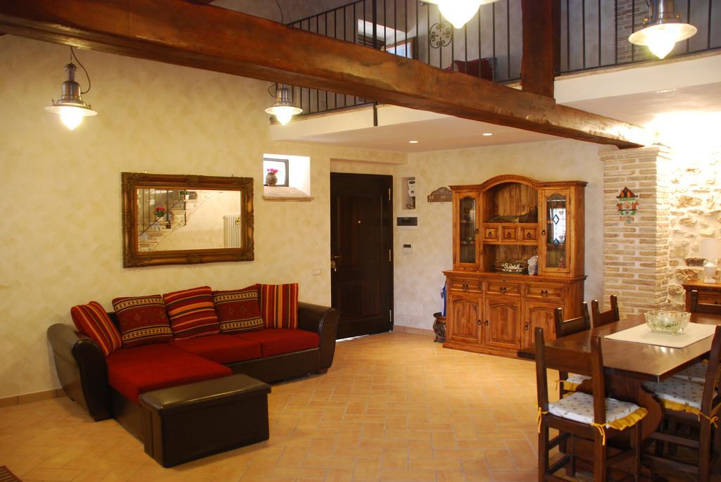Il Paradiso Nel Borgo Arrone Ngoại thất bức ảnh